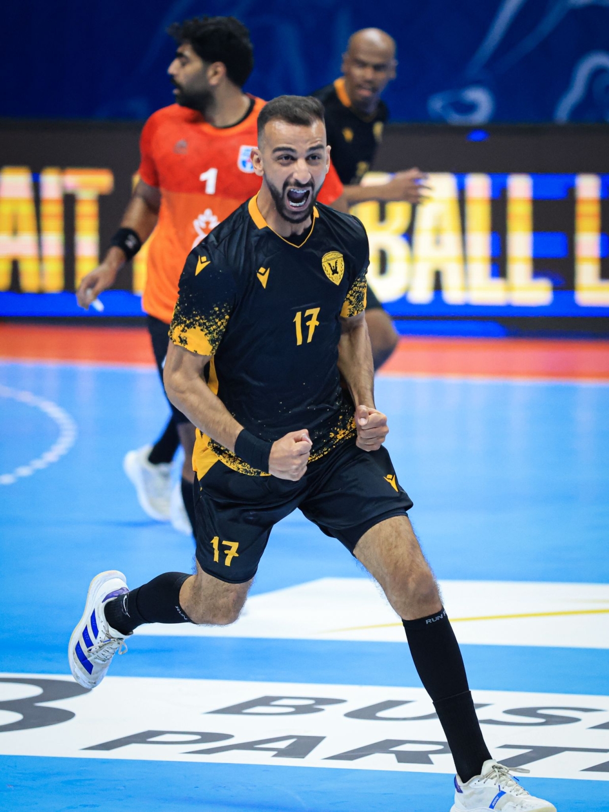 فرحة القادسية بالفوز