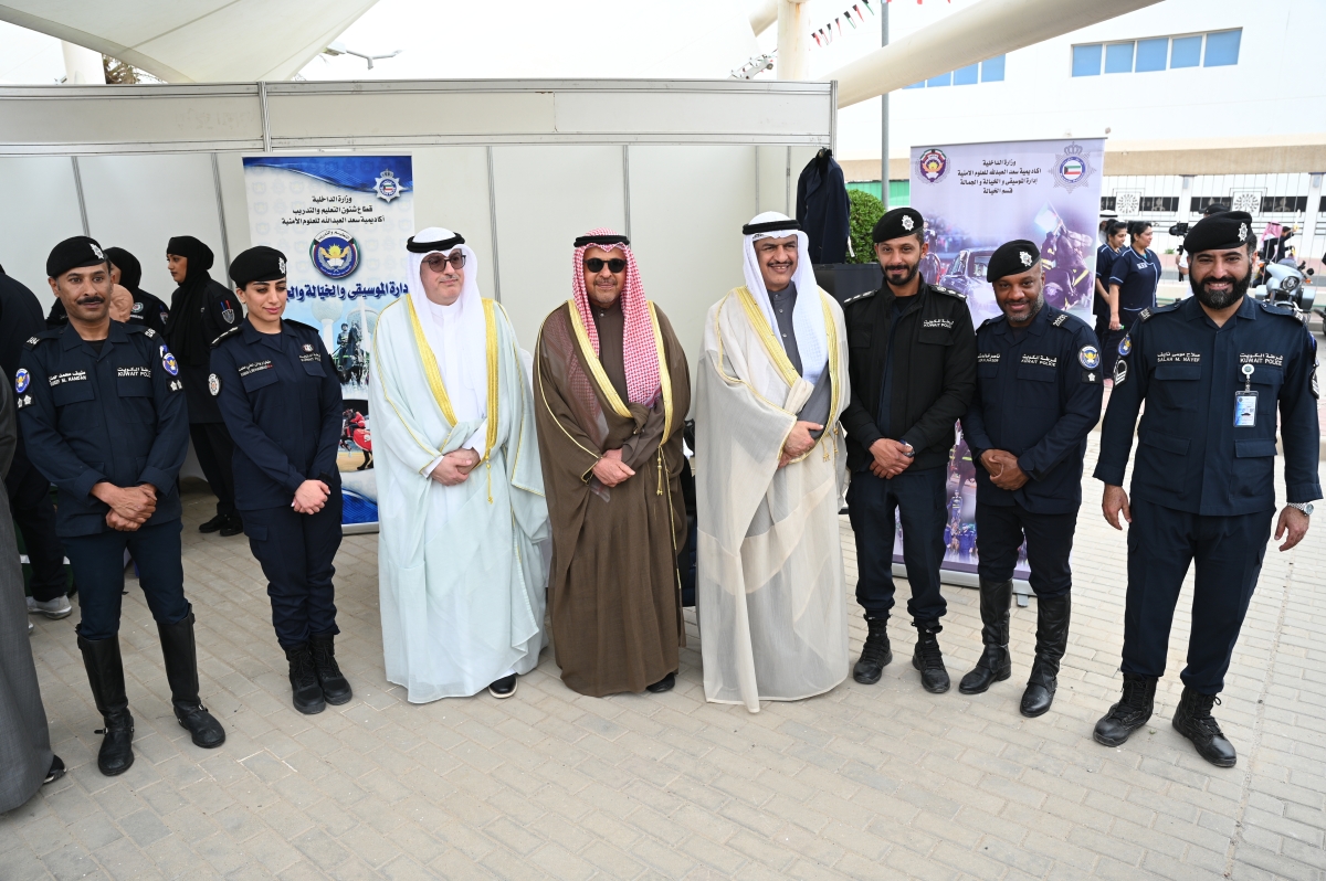 محافظا الجهراء والفروانية وعدد من منتسبي الداخلية 