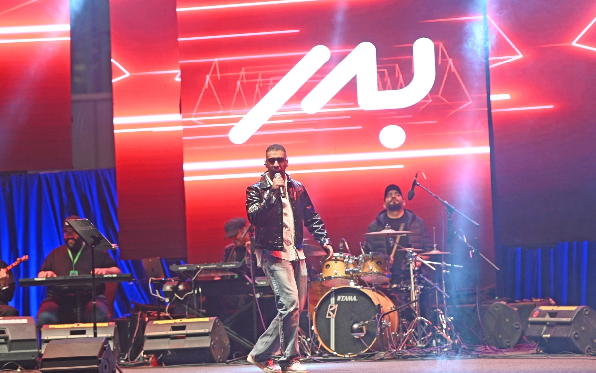 بدر الشعيبي على المسرح (تصوير نايف العقلة)