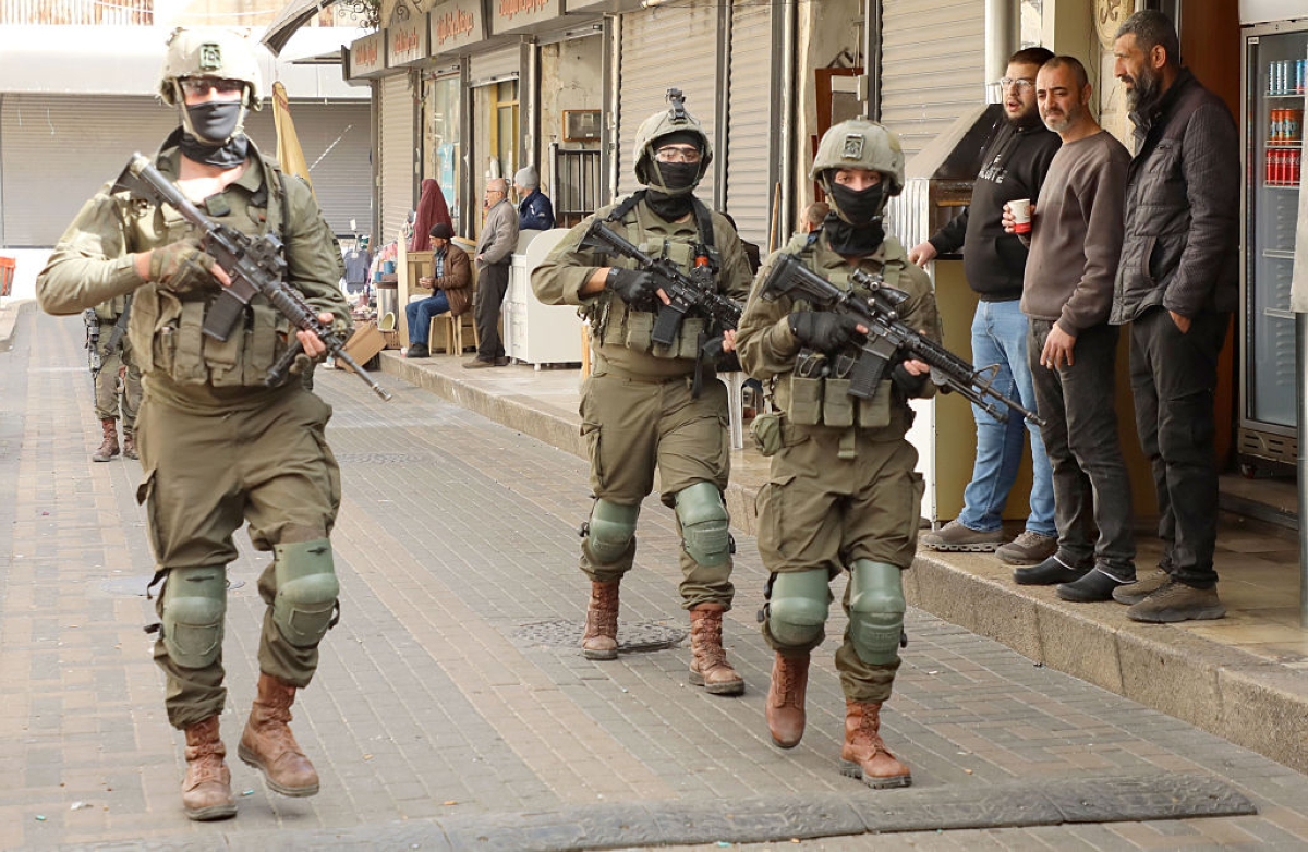 قوة إسرائيلية تقتحم الضفة