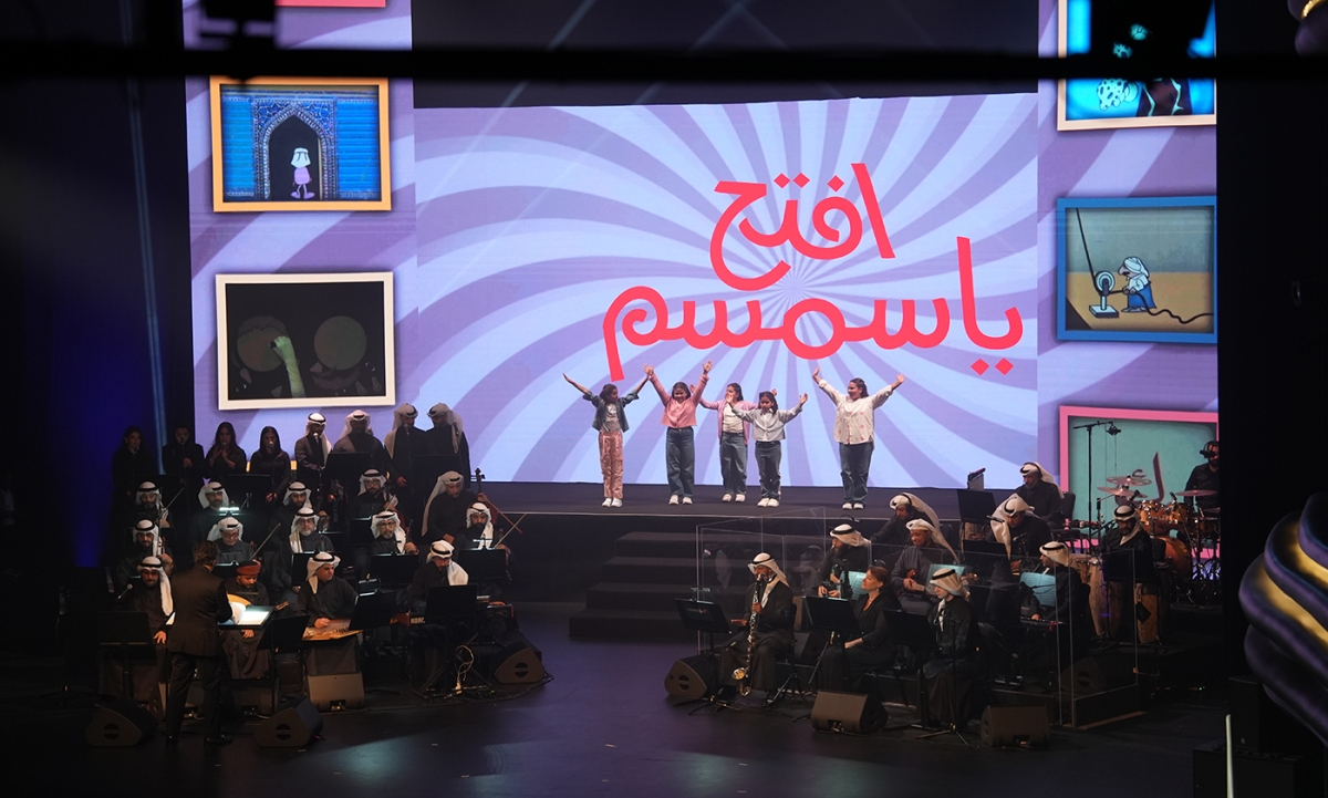 ممثل سمو رئيس مجلس الوزراء وزير الدولة لشؤون الاتصالات وتكنولوجيا المعلومات وزير الإعلام والثقافة بالوكالة عمر العمر