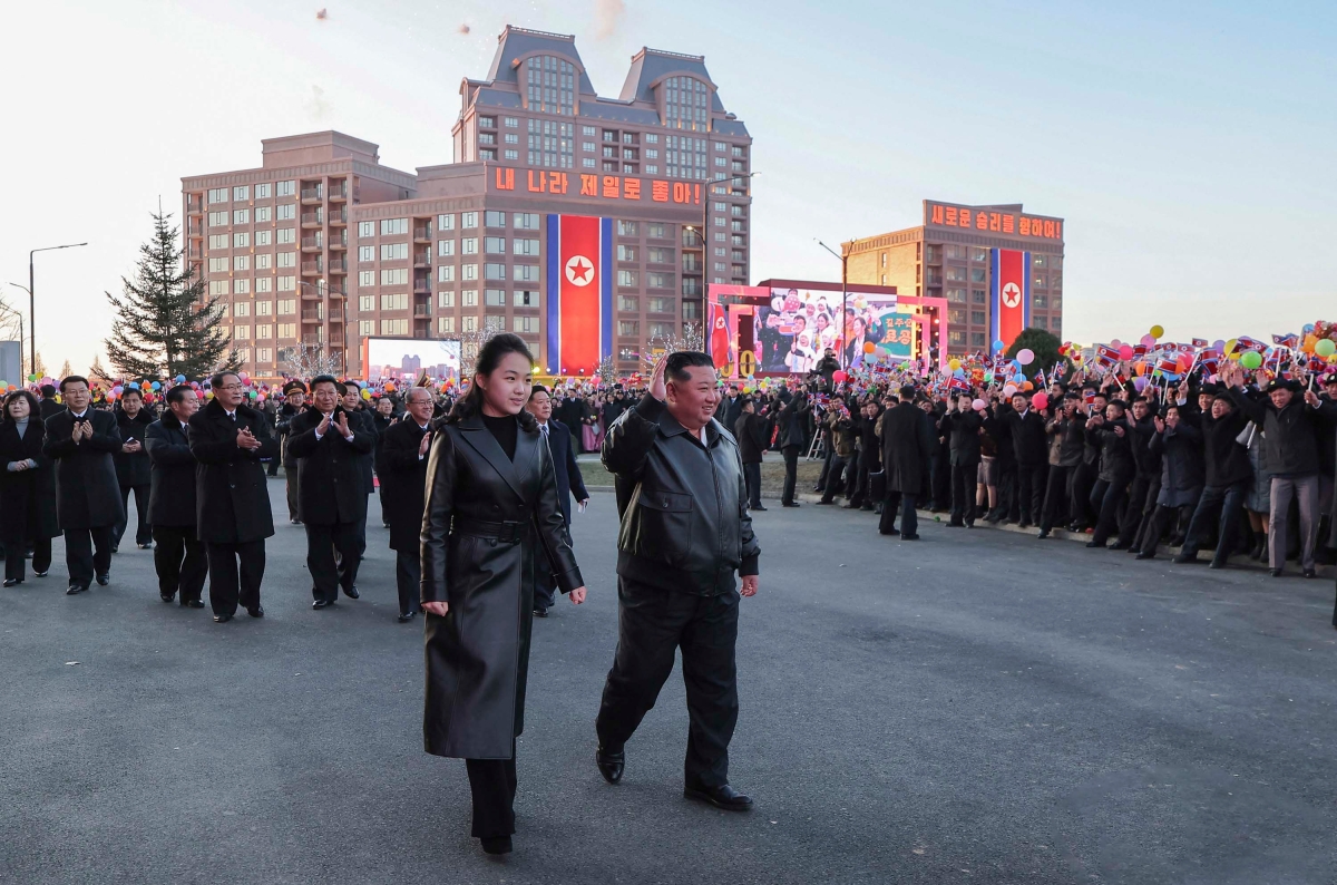 الزعيم كيم جونغ أون وابنته