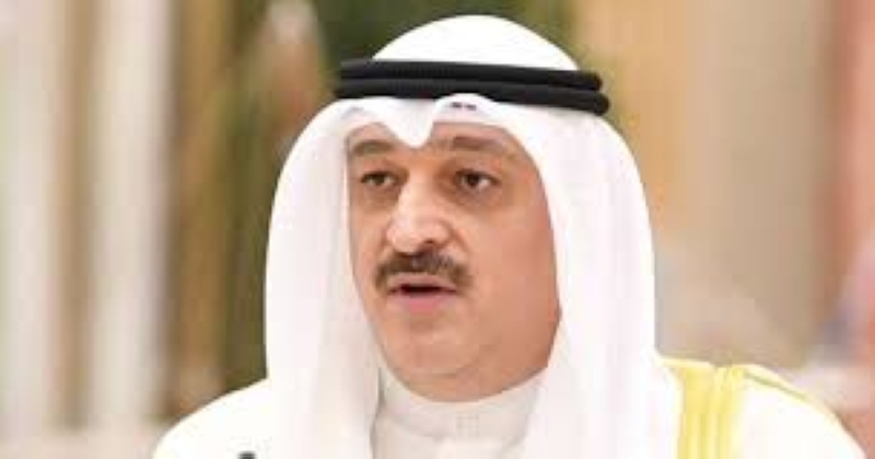 الكويت – وزير الصحة يصدر قرارات بإلغاء تراخيص 3 صيدليات وإيقاف صيدلية 6 أشهر وإحالة ملف للنيابة