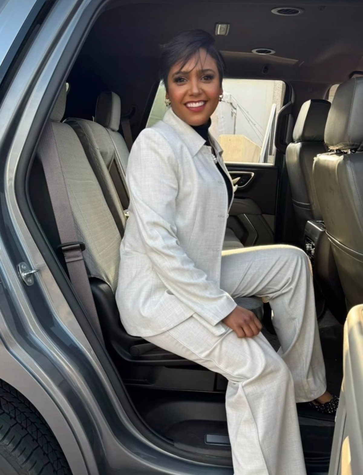 نورا العميري