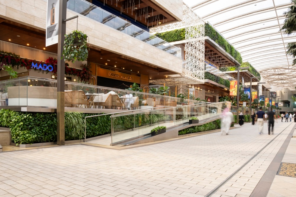  تجربة تسوق وأسلوب حياة مميزة وآمنة