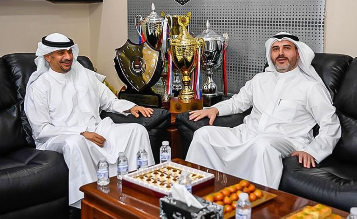 طارق الجلاهمة وعبدالكريم الشحومي خلال اللقاء