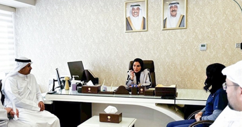 الكويت – الحويلة ناقش تحسين جودة الخدمات واستعرض ملف الميكنة والتحول الرقمي في “ذوي الإعاقة”