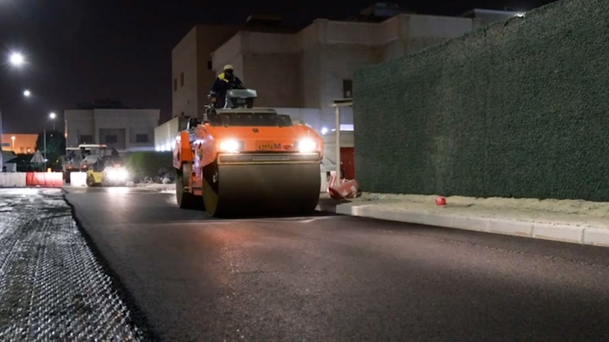 الأعمال متواصلة لحين الانتهاء من صيانة جميع الطرق