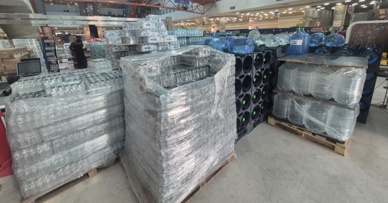 5 كراتين مياه الحد الأقصى المسموح به للشراء في الجمعيات