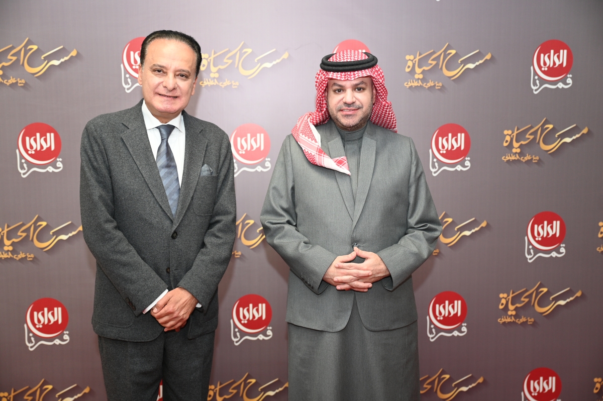 يوسف معاطي مع الزميل علي العلياني