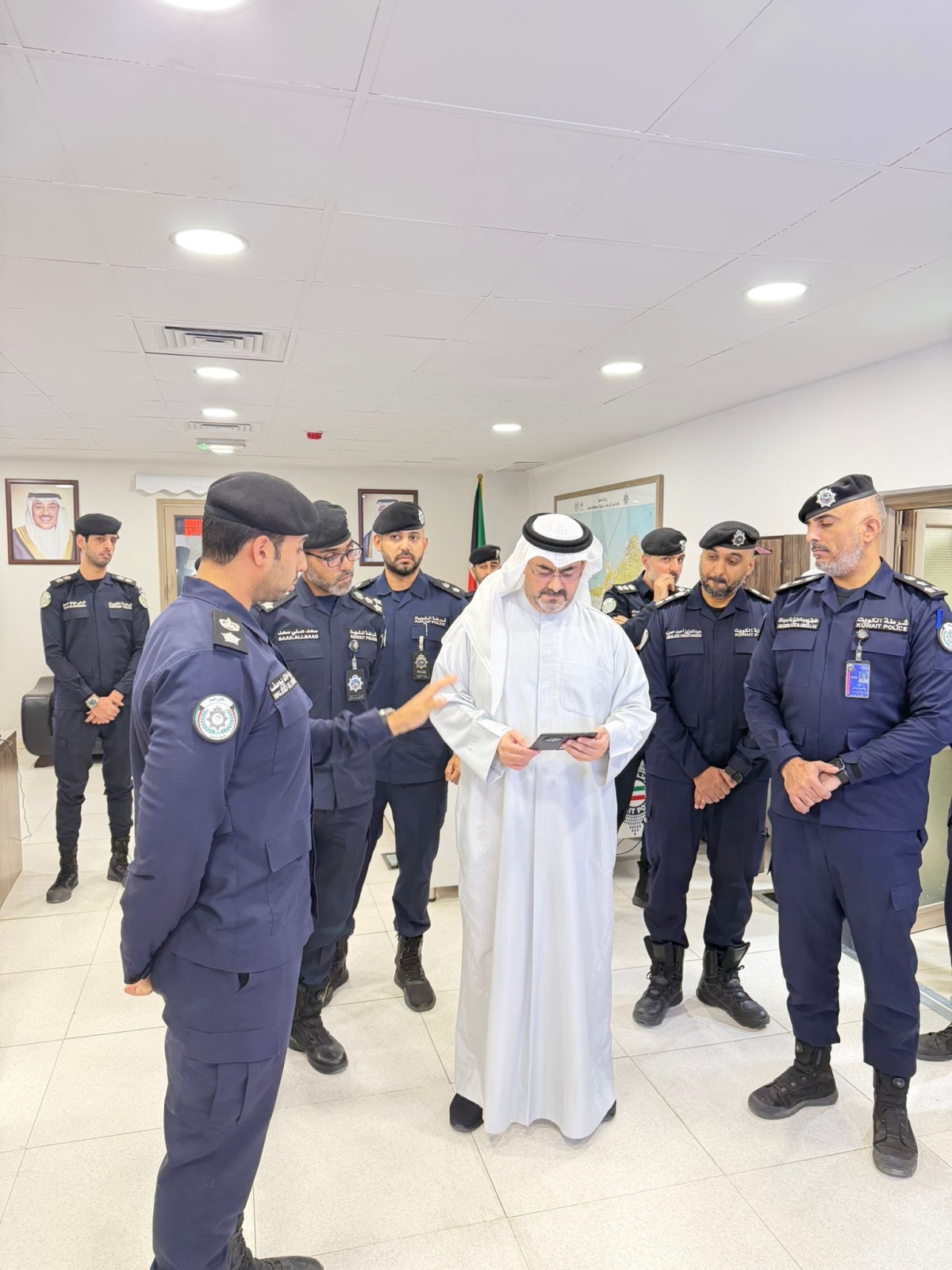 المحافظ خلال الجولة