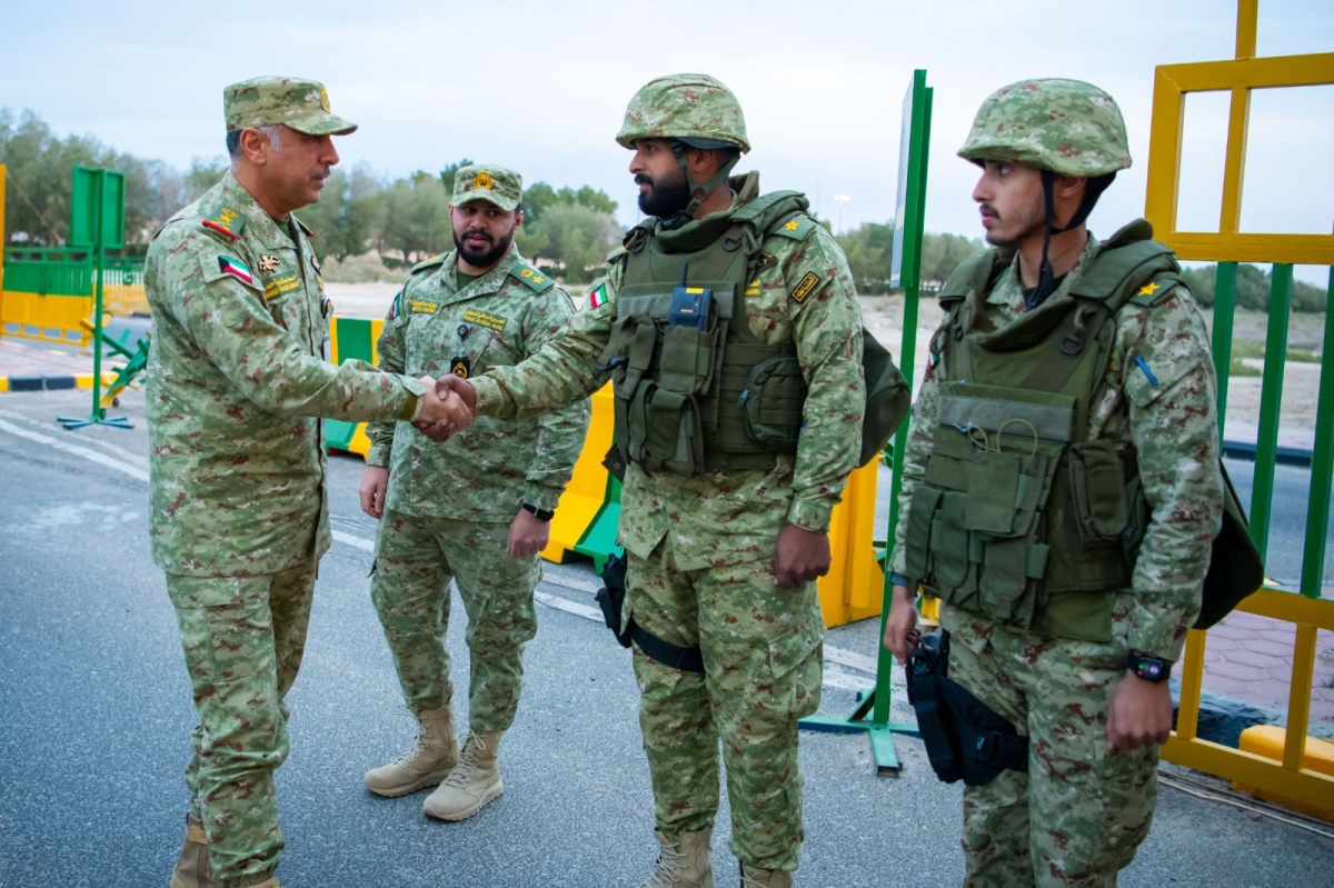 وكيل الحرس لدى وصوله إلى محطة الدوحة