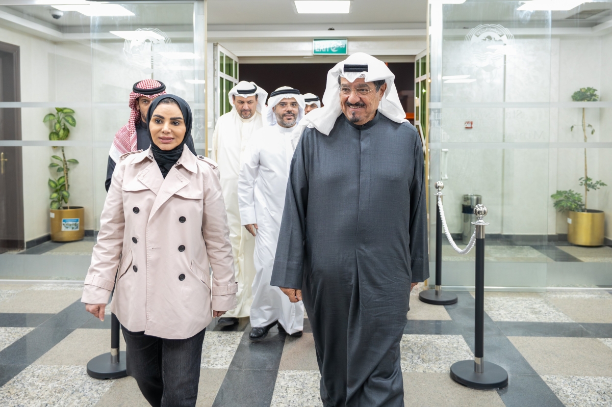 العبدالله يتفقد غرفة تحكم «الشؤون» برفقة الحويلة