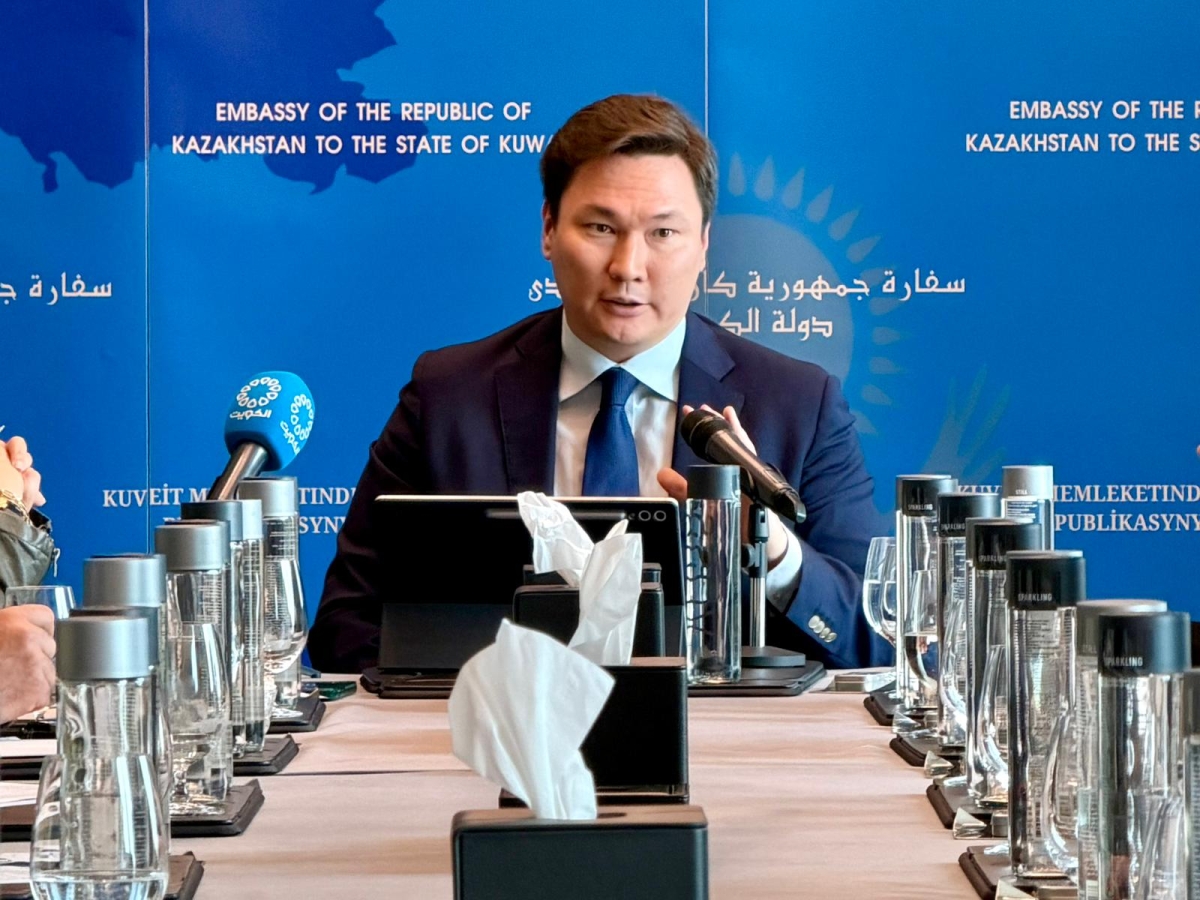 سفير كازاخستان