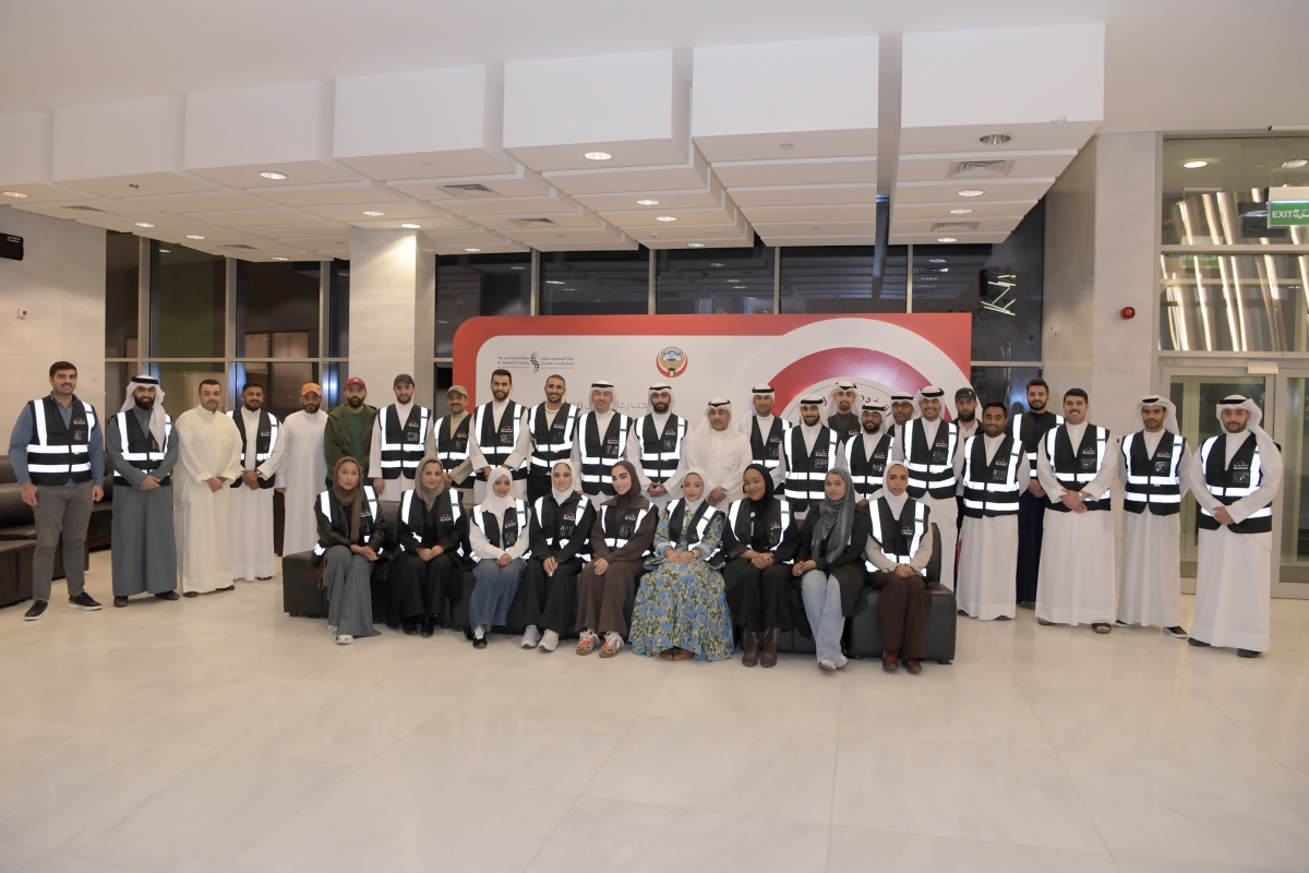  فريق «بوبيان» التطوعي وموظفو البنك المشاركون في الحملة