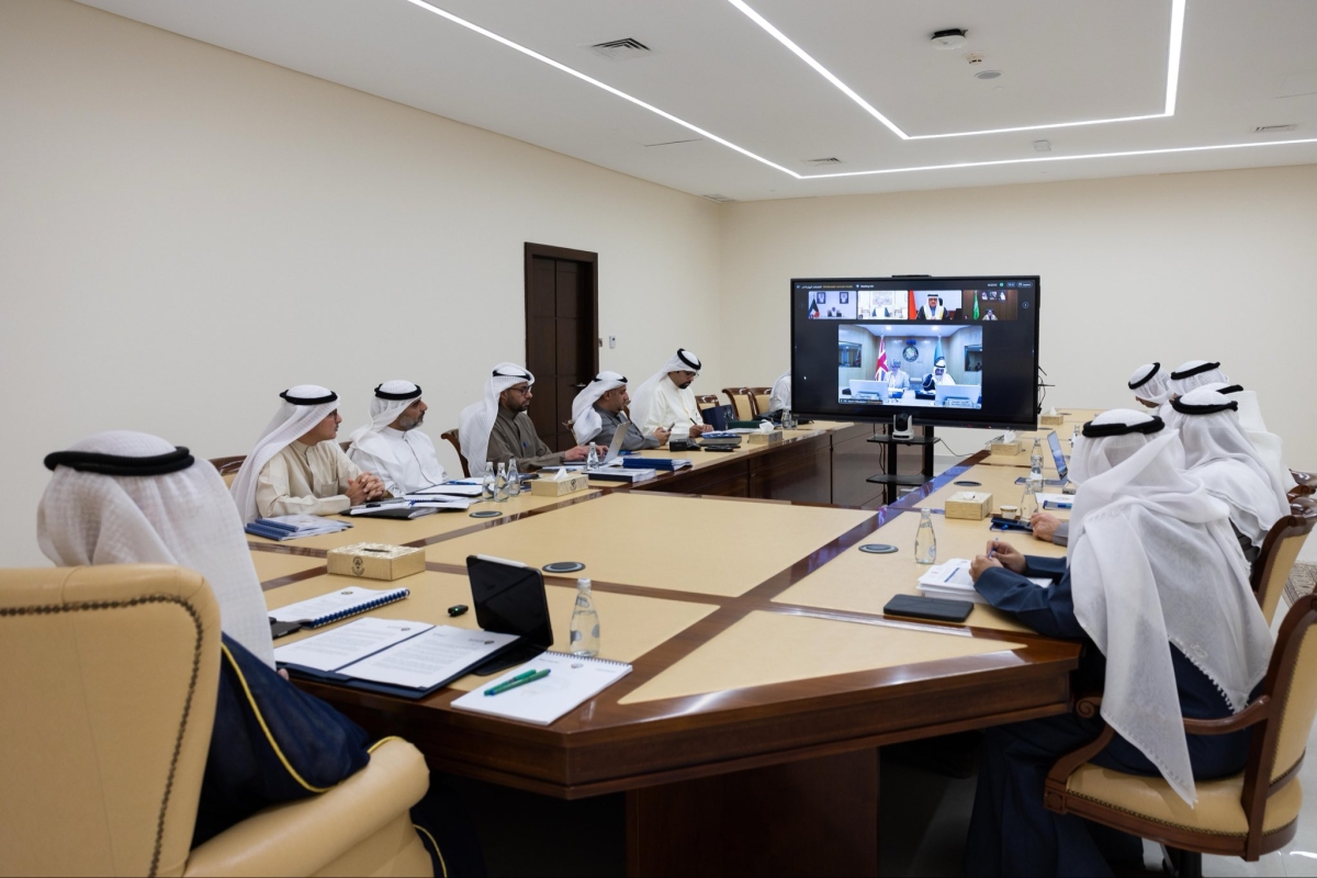 جانب من مشاركة وزير الخارجية في الاجتماع المرئي مع المملكة المتحدة