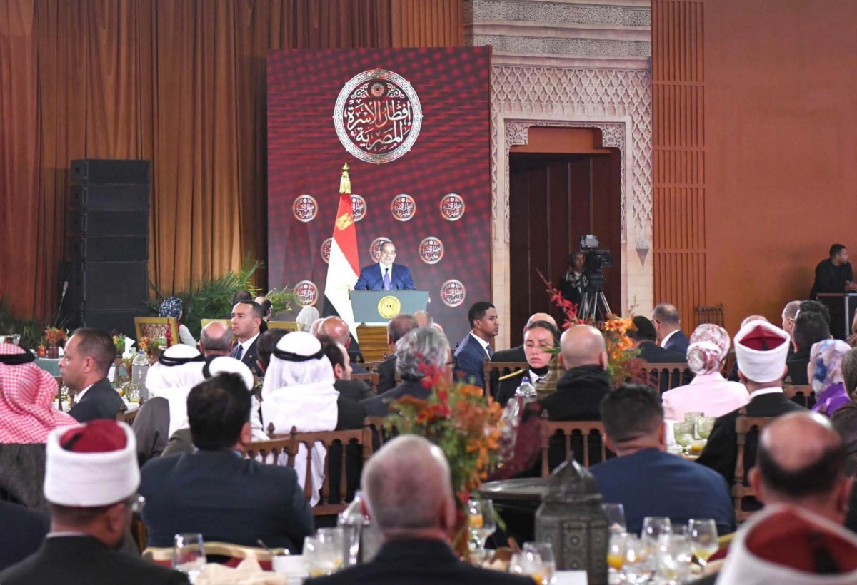 السيسي متحدثاً خلال حفل «إفطار الأسرة» المصرية