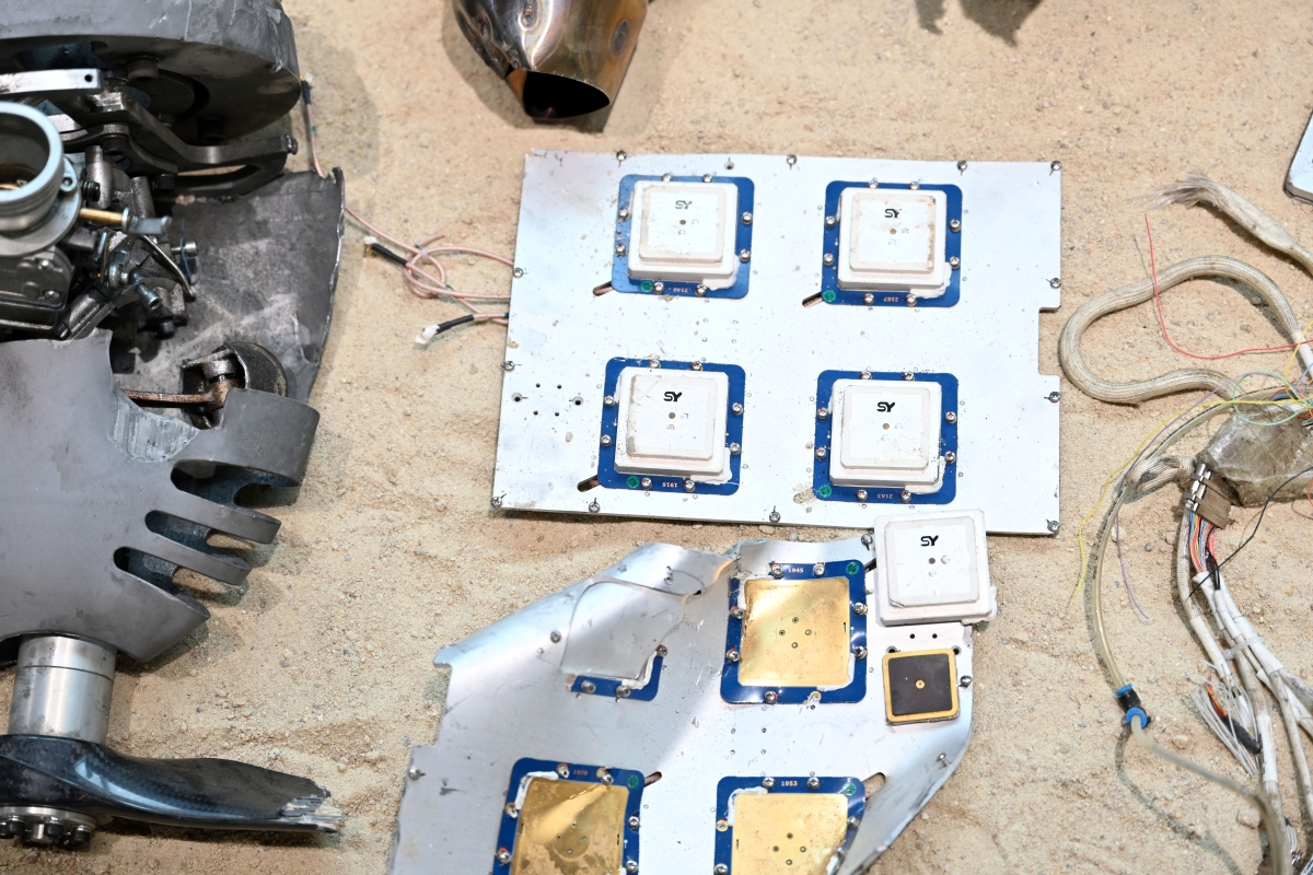 دائرة كهربائية من ضمن تجهيزات طائرة مسيرة