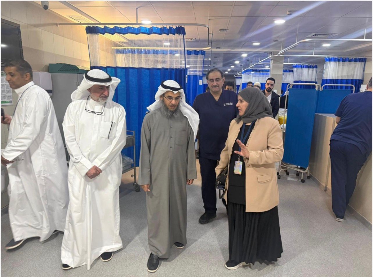 وكيل الصحة في إحدى جولاته الميدانية