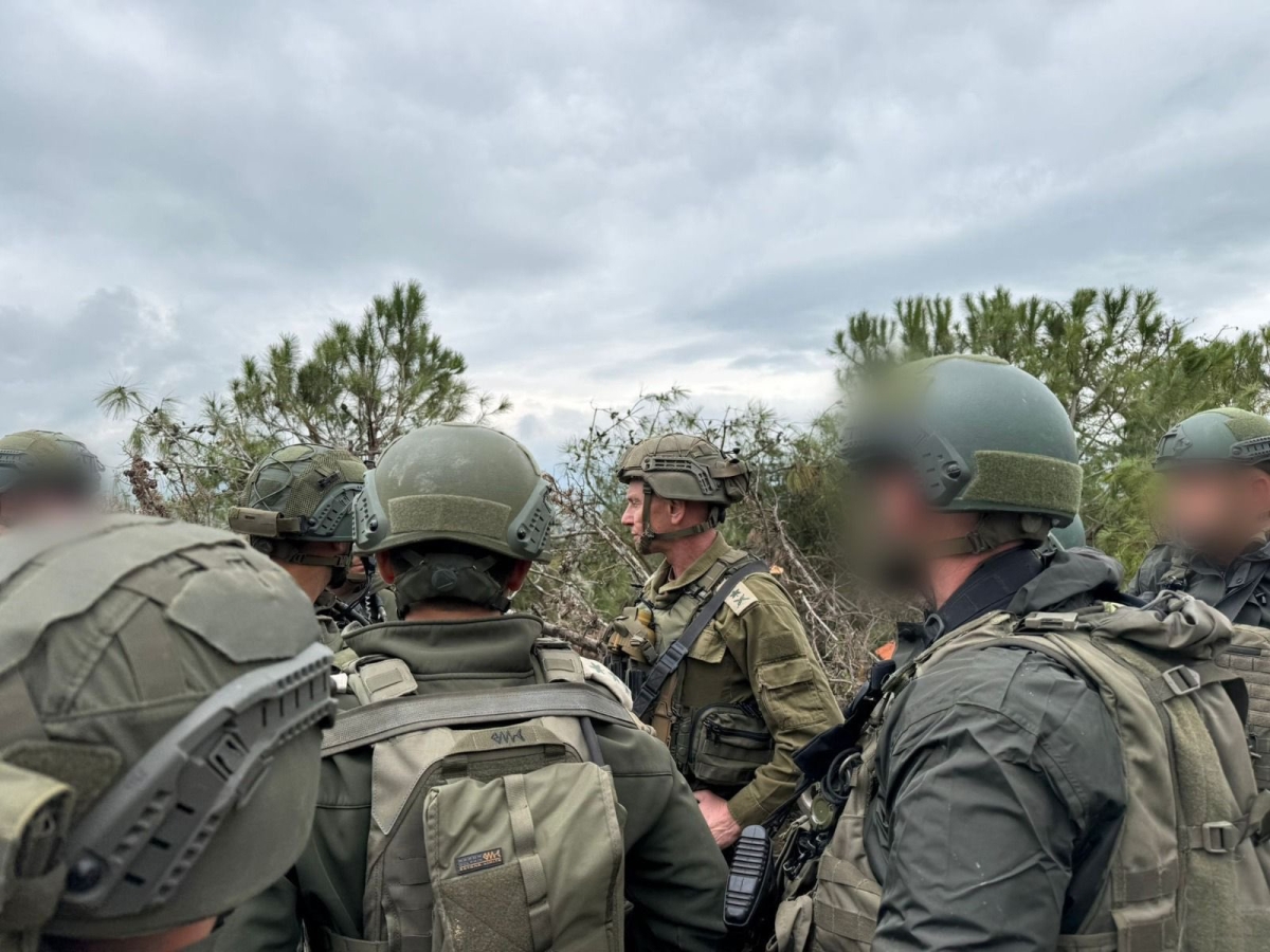 قيادات عسكرية إسرائيلية في جنوب لبنان