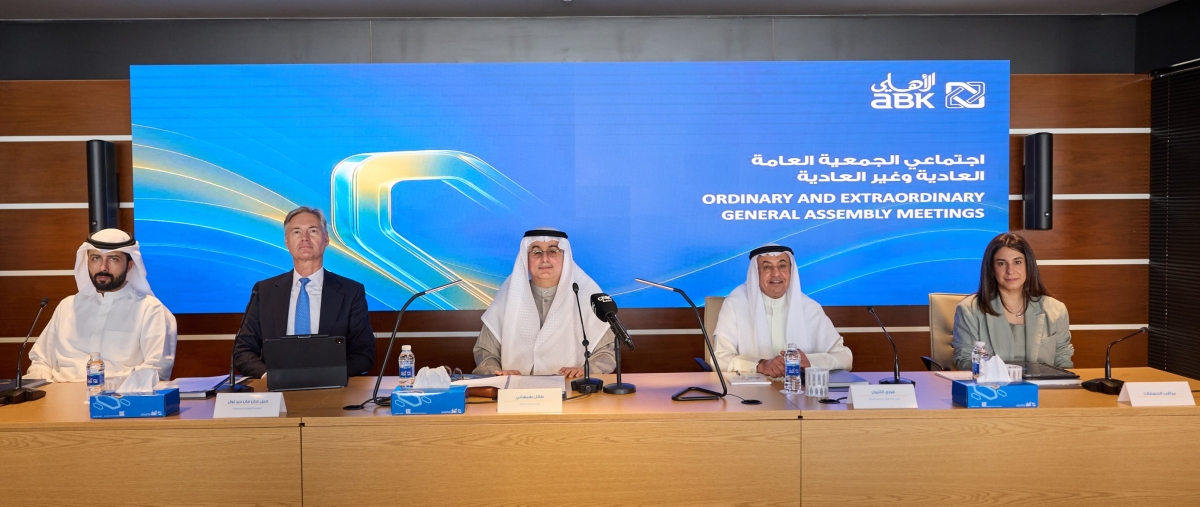 طلال بهبهاني مترئساً العمومية (تصوير نايف العقلة)