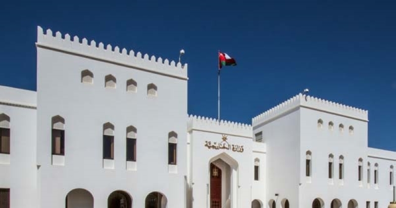 «الخارجية» العمانية: لم يعلن أيُّ طرف مسؤوليته عن الهجمات الغادرة والجبانة التي استهدفت السلطنة أخيرا