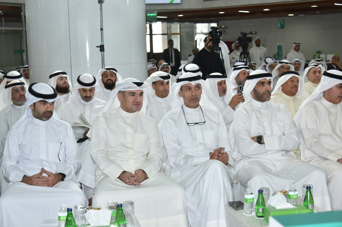 حضور كثيف في «بيت التمويل»