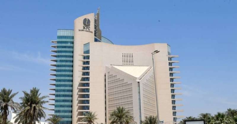 ‏تعرض ناقلة النفط الخام الكويتية العملاقة «السالمي» لاستهداف مباشر إيراني آثم أثناء تواجدها في ميناء دبي في الإمارات