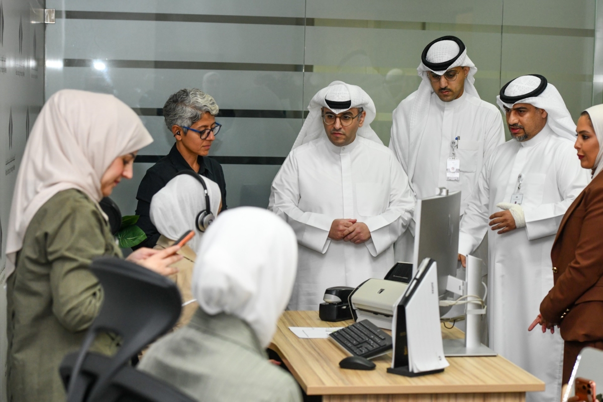 الوزير المشاري يشهد تدشين الخدمة بمقر «السكنية» 