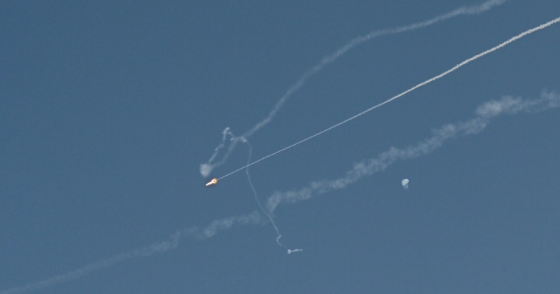 الفجيرة: سقوط شظايا اعتراض مسيّرة يسفر عن مقتل شخص