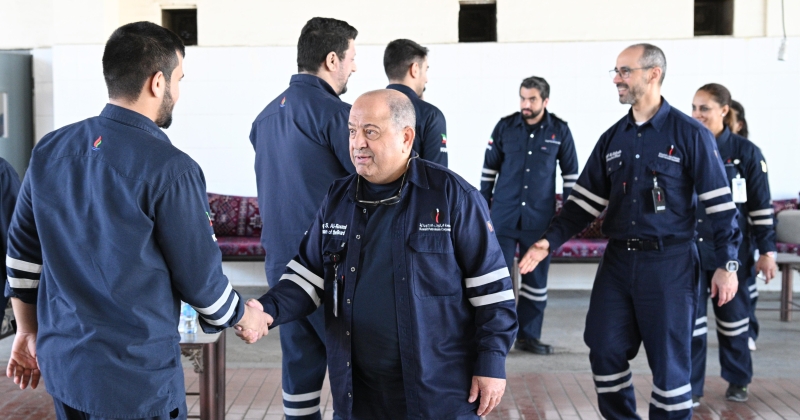 وزير النفط ينقل تحيات القيادة السياسية لإطفائي «البترول الوطنية» و«كيبك» و«كافكو» 