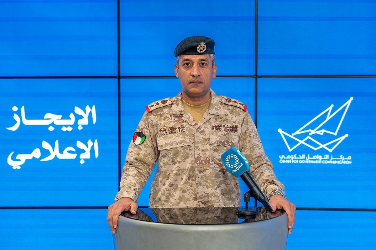 العقيد سعود العطوان يلقي إيجاز وزارة الدفاع