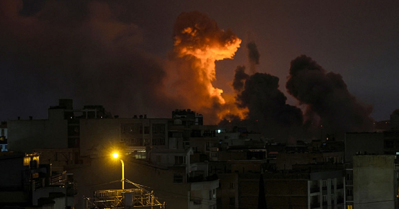 نتنياهو يستعد الآن لسيناريو «طعنة ترامب»... ويبحث عن «كبش فداء»