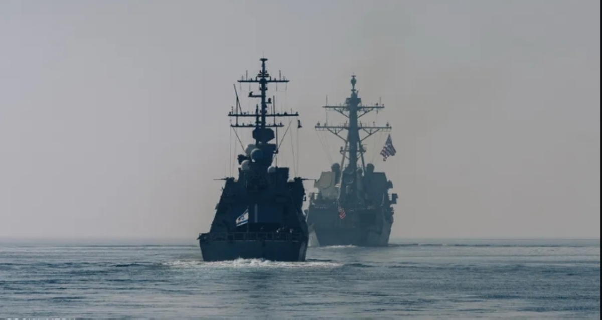 مناورة سابقة في البحر الأحمر