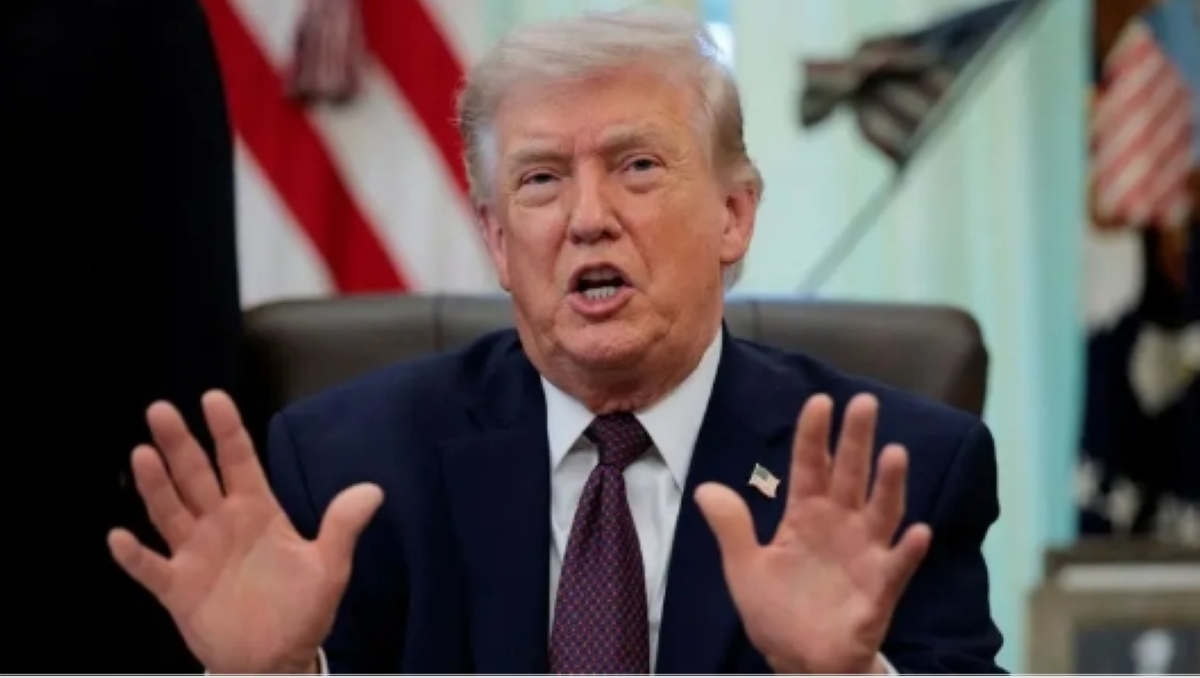 ترامب يواصل تهديداته