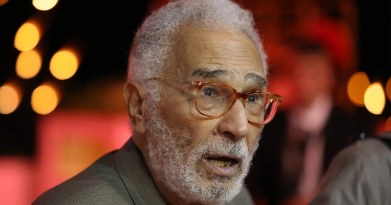 عبدالرحمن أبوزهرة... فقد الوعي 