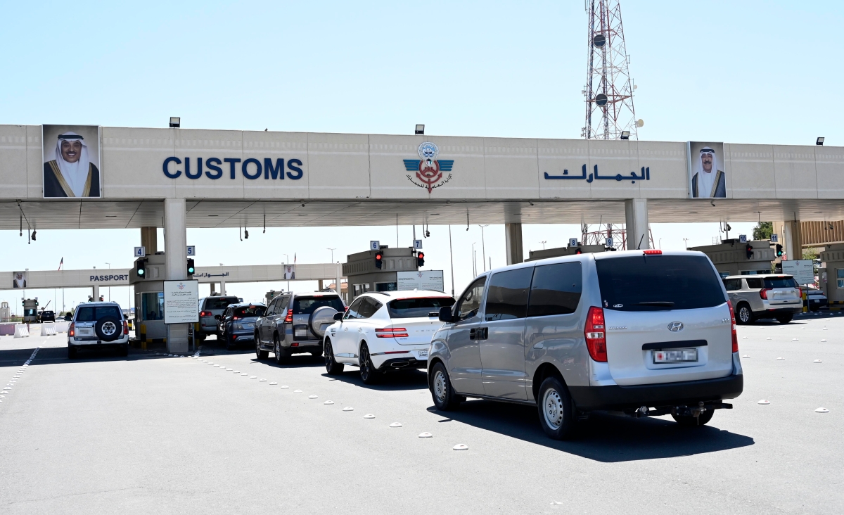  انسيابية في حركة المركبات والشاحنات  (تصوير سعود سالم) 