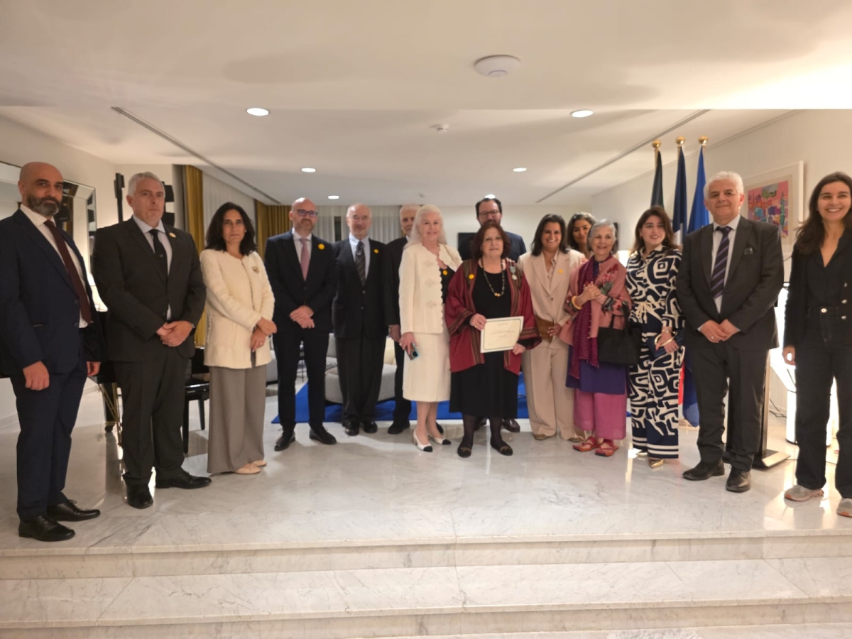 قاوقجي خلال حفل تكريمها بوسام فارس للفنون والآداب