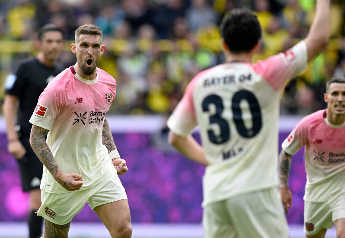 روبرت أندريتش محتفلاً بهدفه