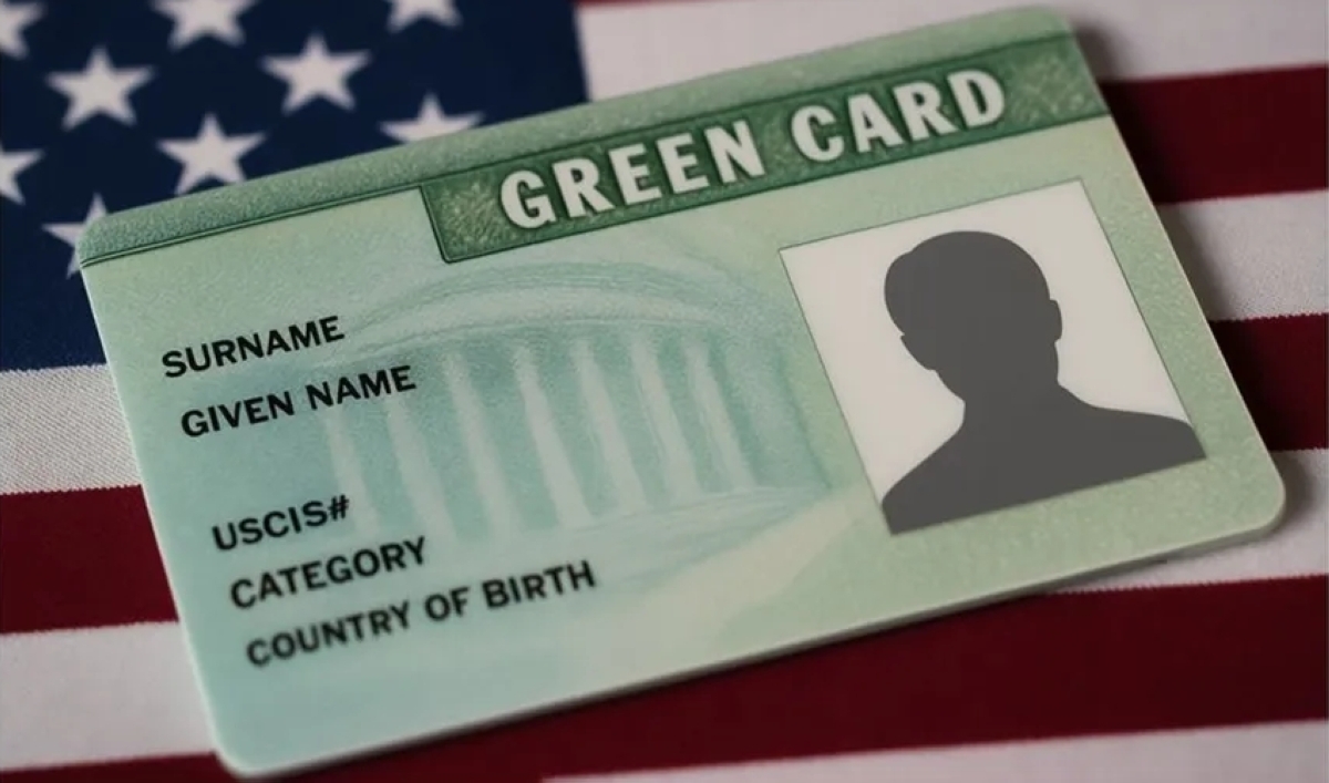 البطاقة الخضراء