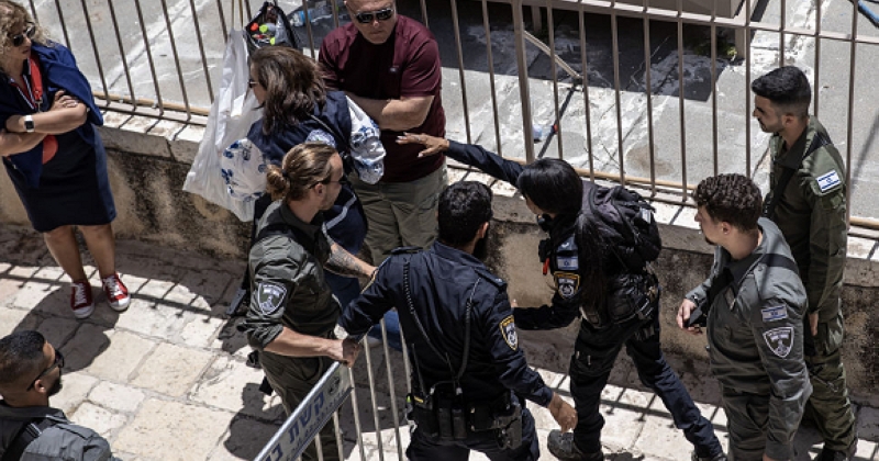 الاحتلال الإسرائيلي يُحيل القدس في «سبت النور» إلى ثكنة عسكرية