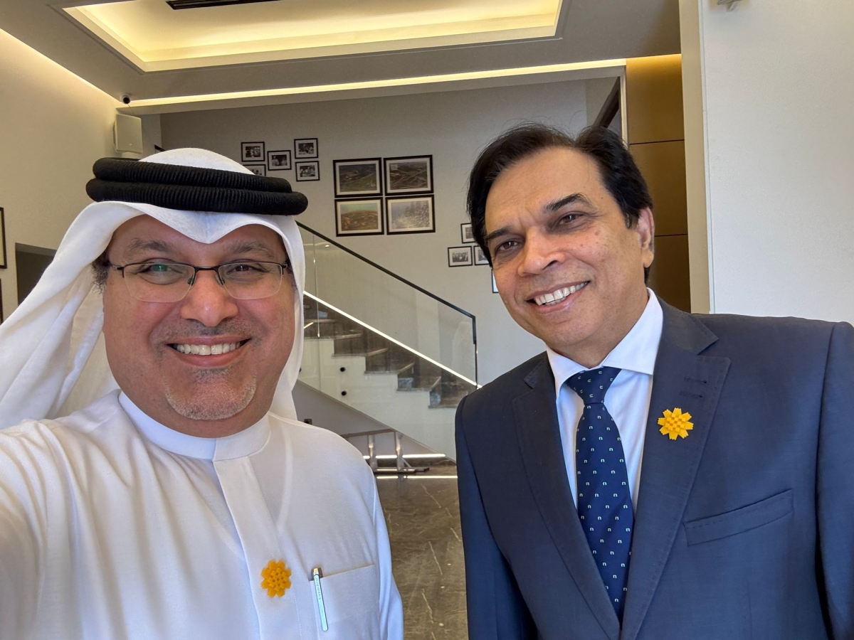 السفير المالكي وسفير باكستان