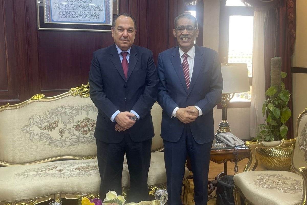 سفير الكويت بالقاهرة خلال لقائه الوزير رشوان