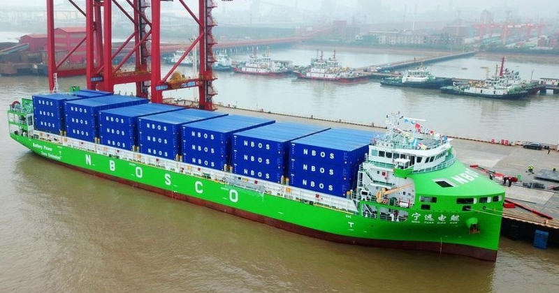 أكبر سفينة حاويات كهربائية بالكامل تدخل الخدمة في الصين