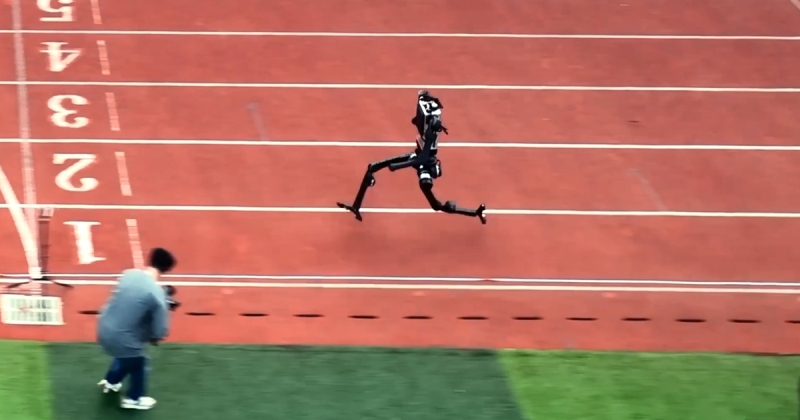 روبوت يقترب من الرقم القياسي... لأسرع عدّاء في التاريخ!