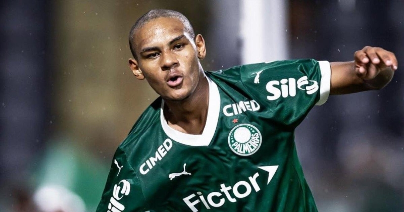 برشلونة يتحرك لضم جوهرة بالميراس