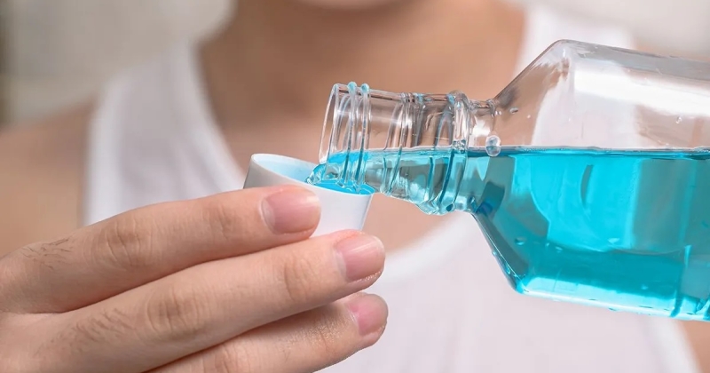 غسول الفم... هل يرفع ضغط الدم؟ 