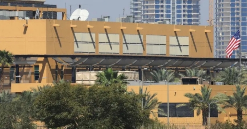 السفارة الأميركية في بغداد: جهات مرتبطة بالحكومة العراقية توافر غطاء للميليشيات 