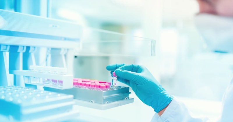 دواء جديد يحمي القلب ويُعزّز علاج السرطان 