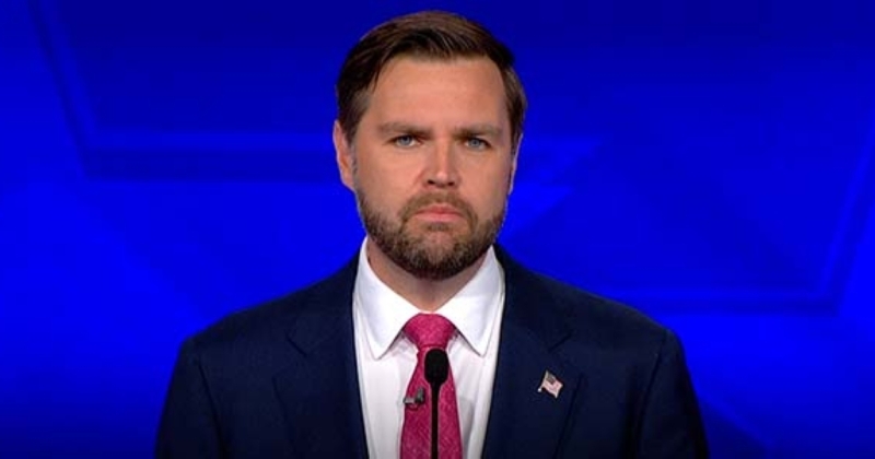 «أكسيوس»: فانس يتوجه اليوم إلى باكستان لإجراء محادثات مع إيران